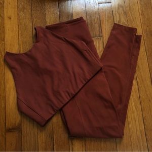 Girlfriend Collective Topanga Crop and Leggings set in rare color - size medium